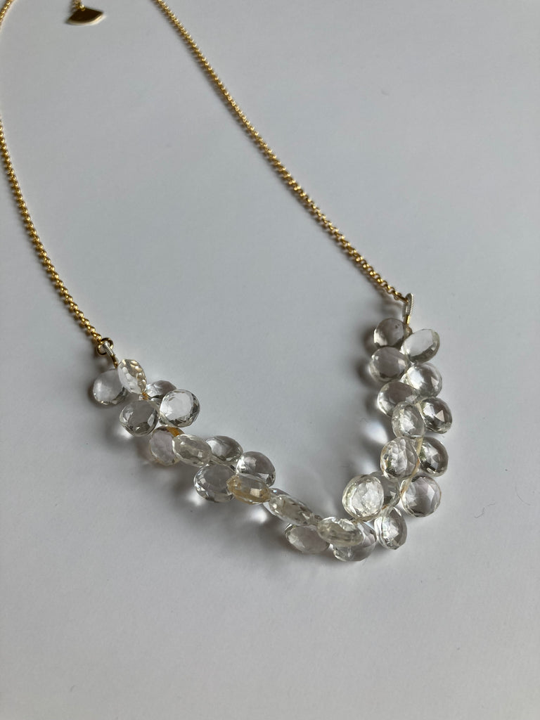 Len quartz necklace