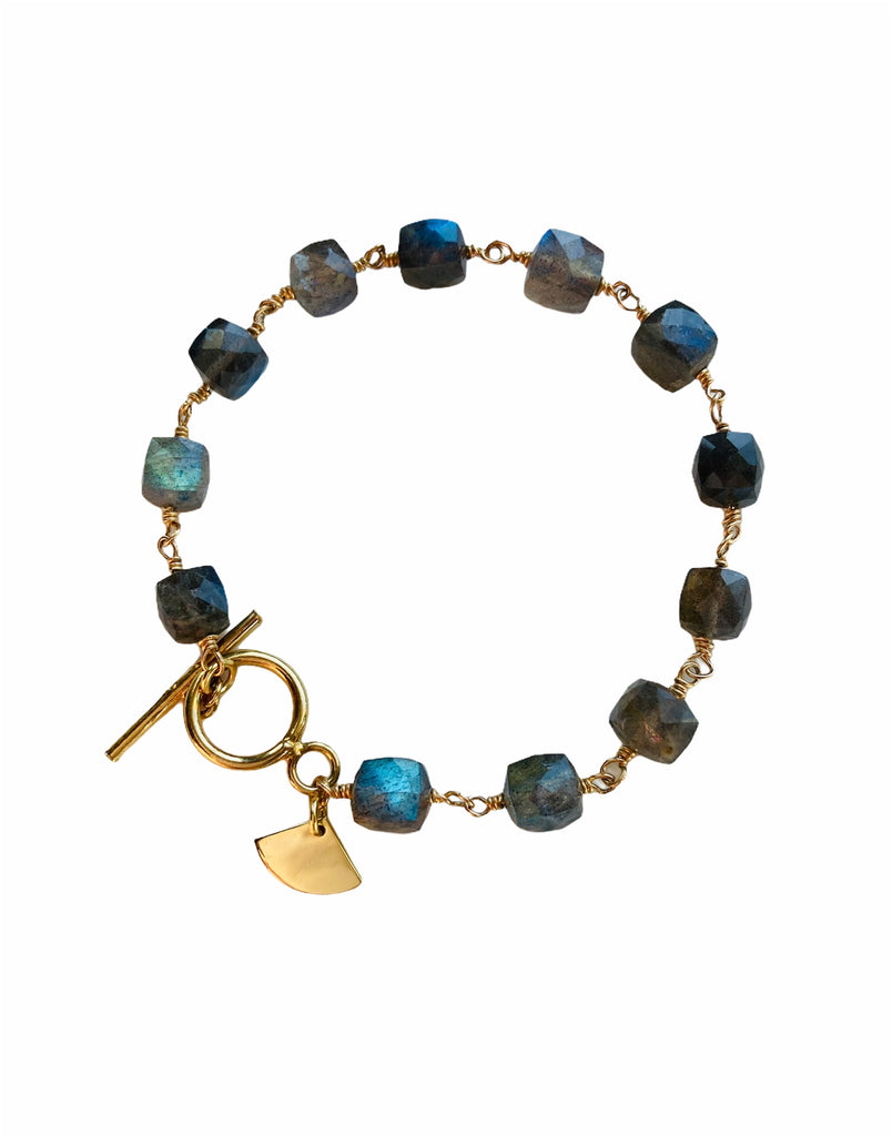 Petit sensu with gold-fill Labradorite bracelet